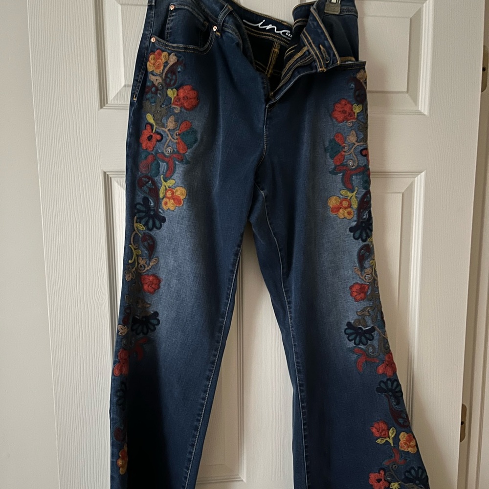 Inc Company Womens  jeans!